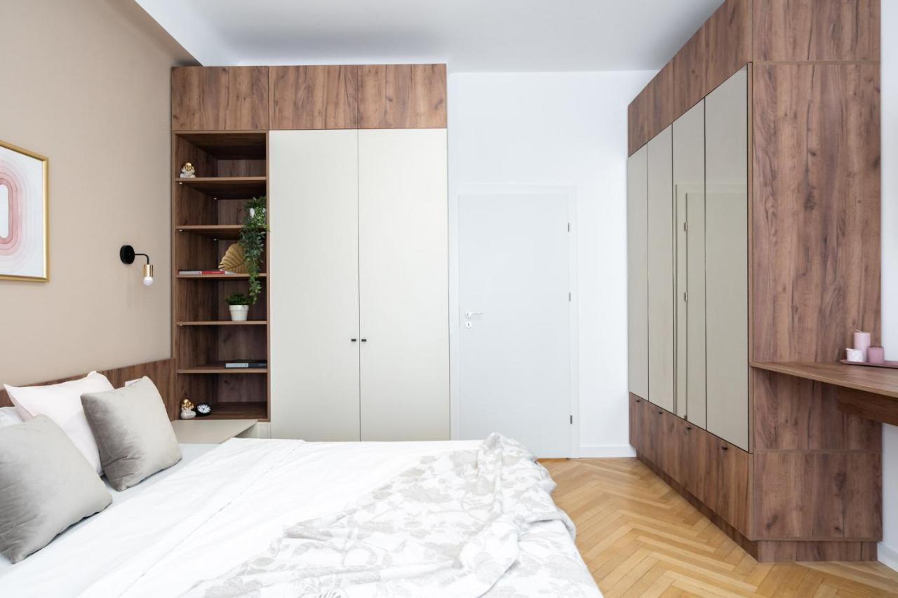 Old Town Bucharest, Luxury 2 Bedrooms Apartment Exterior photo