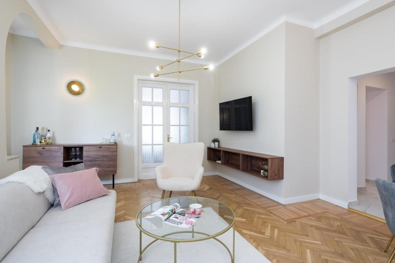 Old Town Bucharest, Luxury 2 Bedrooms Apartment Exterior photo